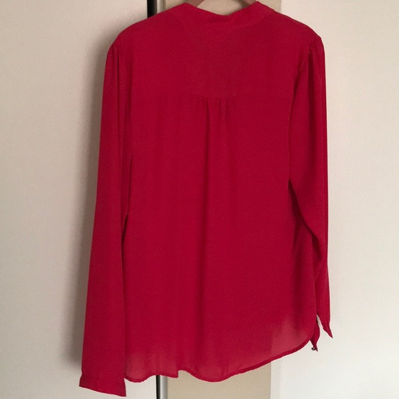 Juniors hot pink blouse - Picture 4 of 4